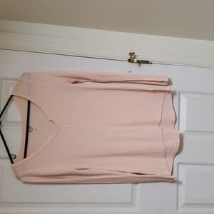 So. Size medium peach top